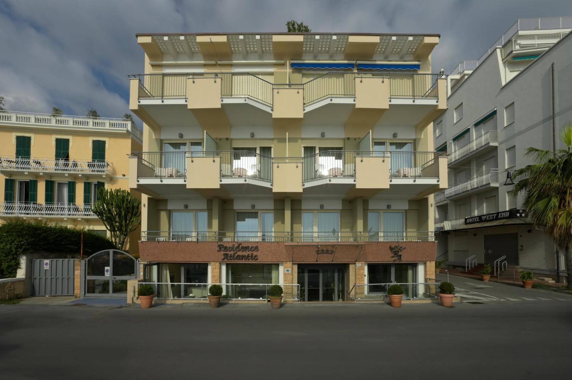 Residence Atlantic Alassio Extérieur photo